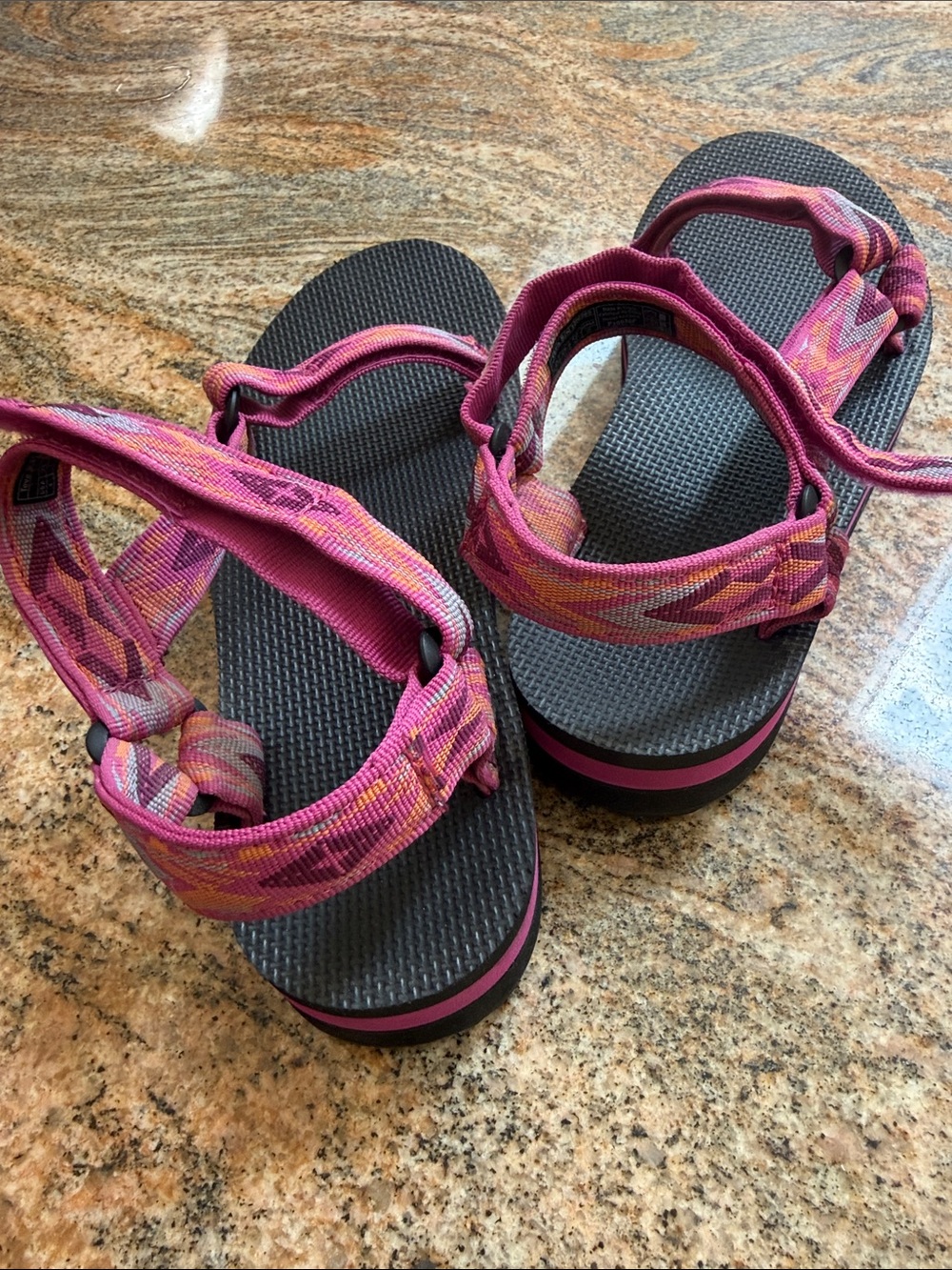 Teva Women’s Pink and Orange Patterned Strap Sandals size 9 - Picture 3 of 6
